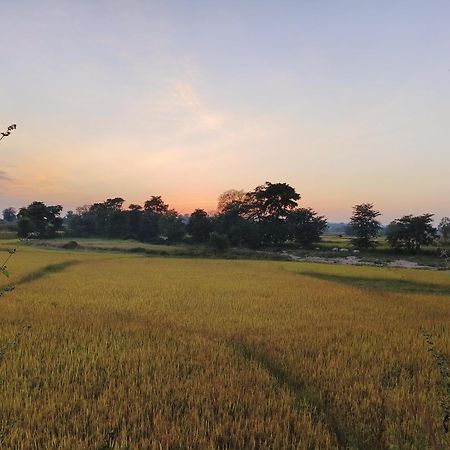 Surwahi Social Ecoestate Kānha المظهر الخارجي الصورة
